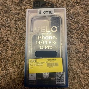 Fits iPhone 14/14 pro and iPhone 13 Pro.